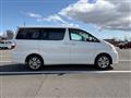2003 Toyota Alphard