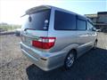 2004 Toyota Alphard