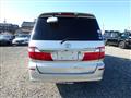 2004 Toyota Alphard