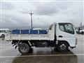 2004 Mitsubishi Canter