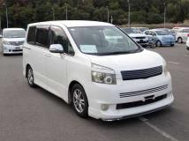 2007 Toyota Voxy