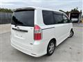 2007 Toyota Noah