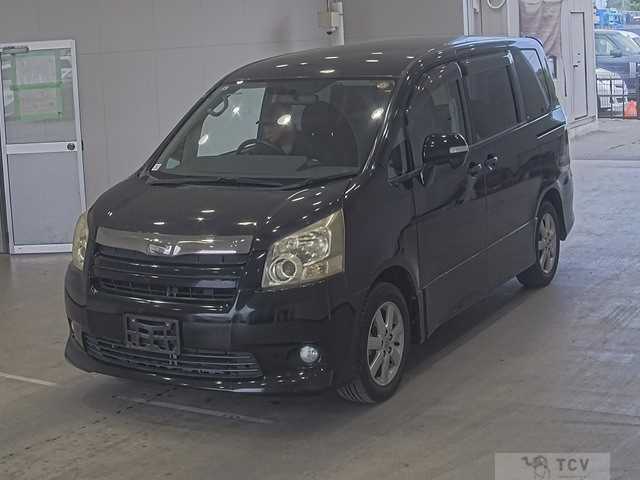 2009 Toyota Noah