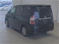 2009 Toyota Noah