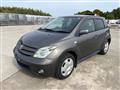 2005 Toyota IST