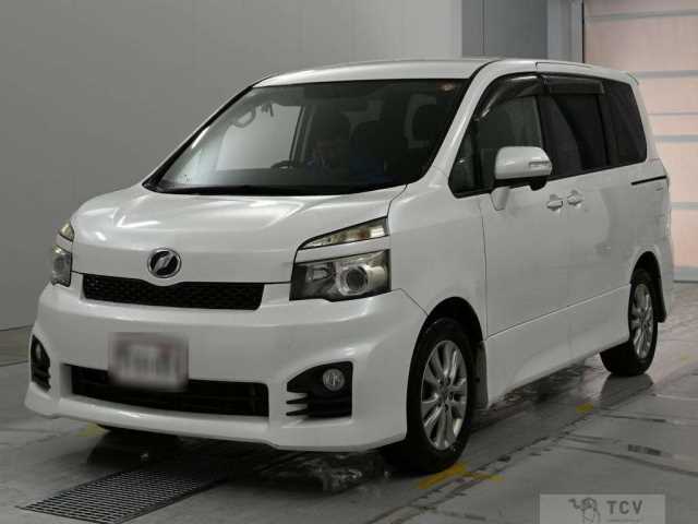 2011 Toyota Voxy