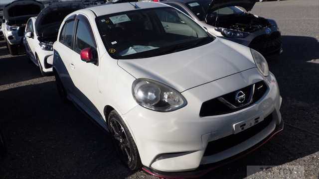 2016 Nissan March