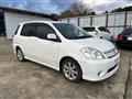 2005 Toyota Raum