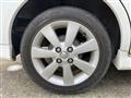 2005 Toyota Raum