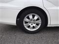 2005 Toyota Alphard