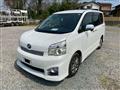 2013 Toyota Voxy