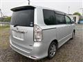 2009 Toyota Voxy