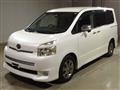2010 Toyota Voxy
