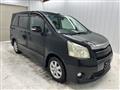 2009 Toyota Noah