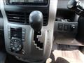 2007 Toyota Voxy