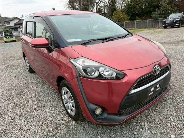 2015 Toyota Sienta