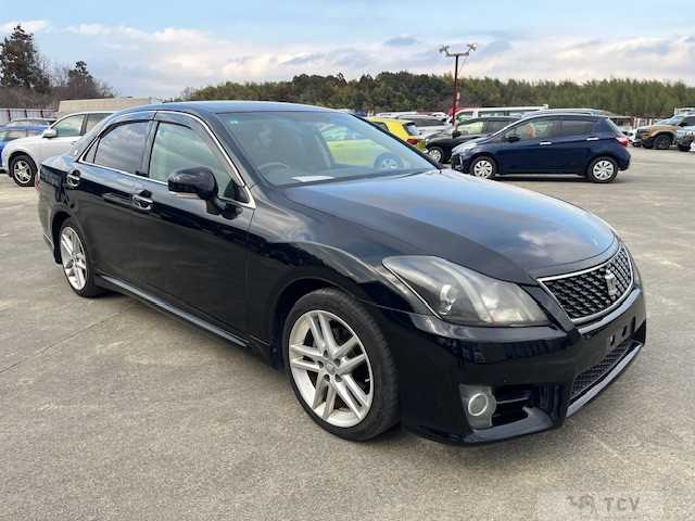 2013 Toyota Crown