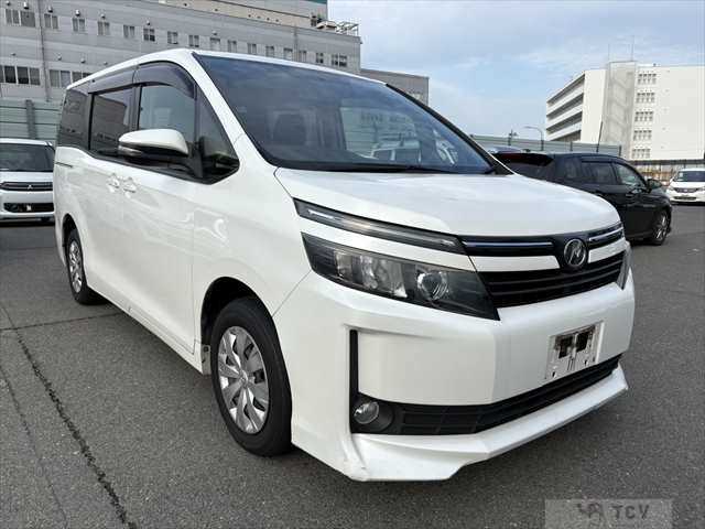 2014 Toyota Voxy