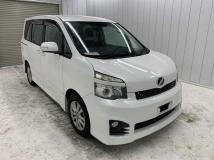 2011 Toyota Voxy