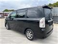 2009 Toyota Voxy