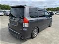2009 Toyota Noah