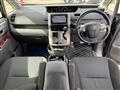 2009 Toyota Noah