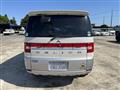 2007 Mitsubishi Delica D5