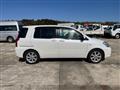 2008 Toyota Raum