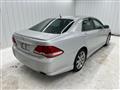 2009 Toyota Crown