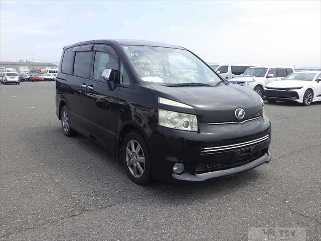 2009 Toyota Voxy