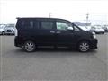2009 Toyota Voxy