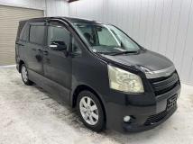 2009 Toyota Noah