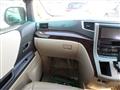 2013 Toyota Vellfire