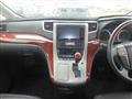 2011 Toyota Alphard
