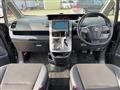 2013 Toyota Voxy