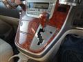 2004 Toyota Alphard