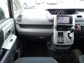 2010 Toyota Voxy
