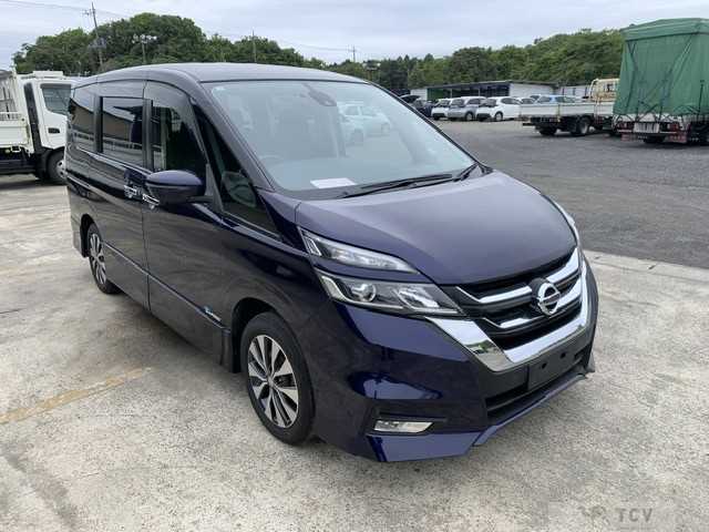 2017 Nissan Serena