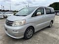 2004 Toyota Alphard