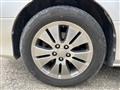2004 Toyota Alphard