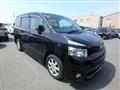 2007 Toyota Voxy