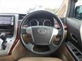 2011 Toyota Alphard