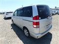 2007 Toyota Noah