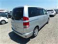 2007 Toyota Noah