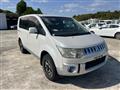 2007 Mitsubishi Delica D5