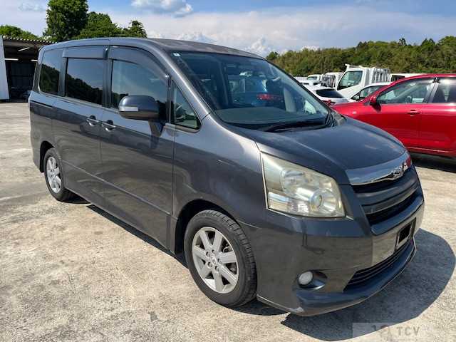 2008 Toyota Noah