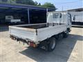 2017 Isuzu Elf