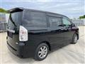 2009 Toyota Voxy