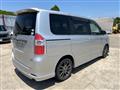 2007 Toyota Noah