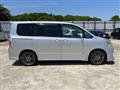 2007 Toyota Noah